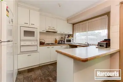 Third view of Homely unit listing, 2/6 Delmont Court, Cranbourne VIC 3977