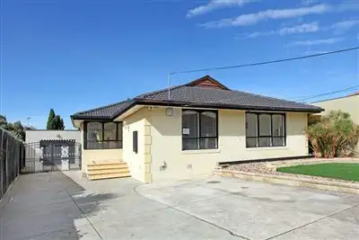 Main view of Homely house listing, 25 Midholm Court, Thomastown VIC 3074