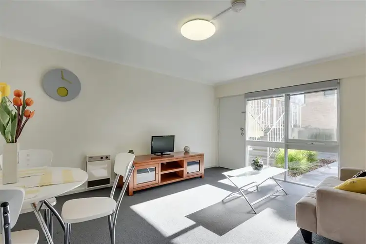 Fourth view of Homely apartment listing, 9/5 Beach Road, Sandy Bay TAS 7005
