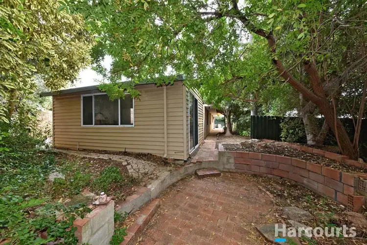Seventh view of Homely house listing, 5 Hilltop Place, Edgewater WA 6027