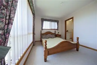 Sixth view of Homely unit listing, 2/29 St Andrews Drive, Devonport TAS 7310