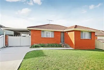 11 Bathurst Street, Leumeah NSW 2560