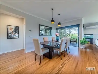 Fifth view of Homely house listing, 9 Carbine Court, Drouin VIC 3818