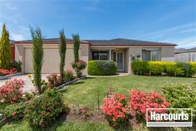 6 Providence Drive, Cranbourne West VIC 3977