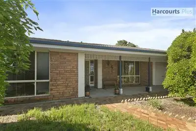 Second view of Homely house listing, 4 Vennachar Drive, Hallett Cove SA 5158
