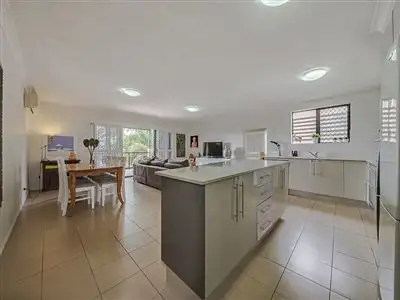 2/41 Kirkland Avenue, Coorparoo QLD 4151