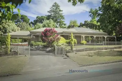 14 Stott Place, Stirling SA 5152