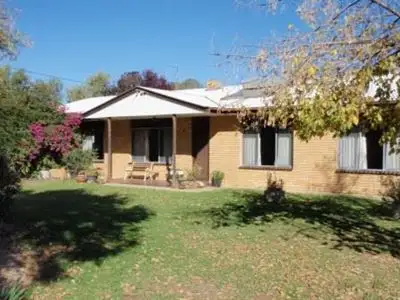 506 Clay Street, Hay NSW 2711