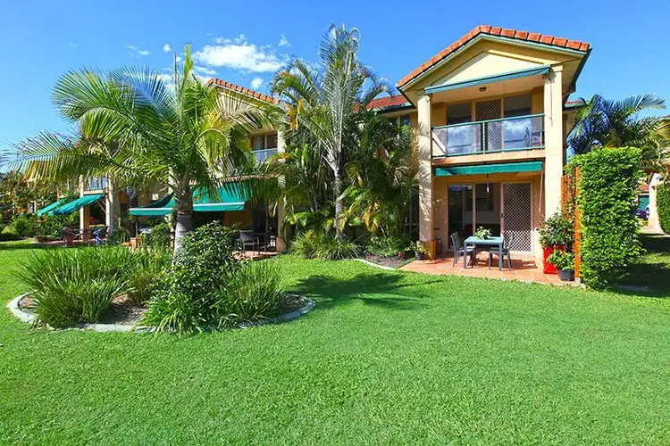 152 Palm Meadows Drive, Carrara QLD 4211