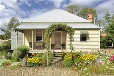 2 Haywood Road, Morayfield QLD 4506