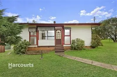 4 Basingstoke Place, Hebersham NSW 2770