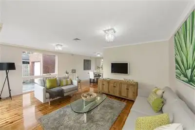21 Lincoln Street, Burwood East VIC 3151