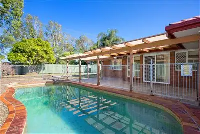 Second view of Homely house listing, 5 Kalmia Ct, Bongaree QLD 4507