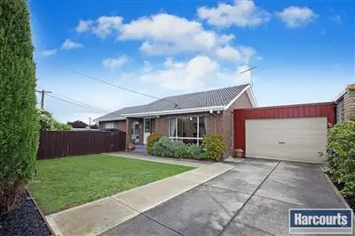 Main view of Homely house listing, 7 Ainwick Crescent, Thomastown VIC 3074