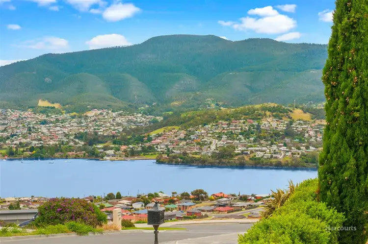 43a Natlee Crescent, Old Beach TAS 7017