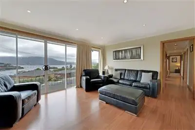 56 Radcliff Crescent, Rosetta TAS 7010