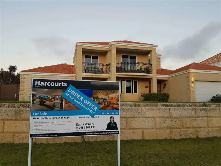 32 Mainsail Drive, Ocean Reef WA 6027