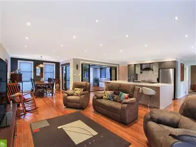 Second view of Homely house listing, 7 Timms Place, Horsley NSW 2530