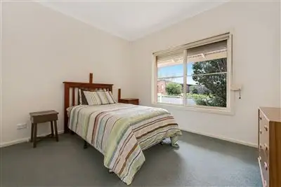 Fourth view of Homely unit listing, 1 Grundell Close, Manifold Heights VIC 3218