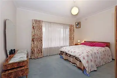 Seventh view of Homely house listing, 2 Menzies Parade, Lalor VIC 3075