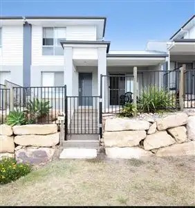 74 Parkland Drive, Springfield Lakes QLD 4300