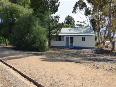 8 Dyer Street, Rupanyup VIC 3388