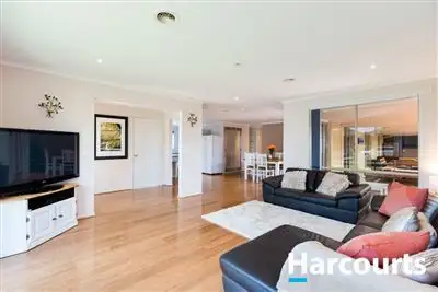 Third view of Homely house listing, 3 Chatham Close, Cranbourne East VIC 3977