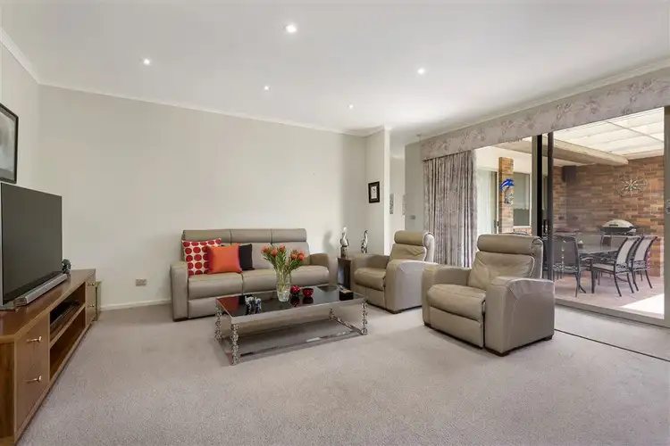 Fifth view of Homely house listing, 7 Cuthbert Court, Wheelers Hill VIC 3150