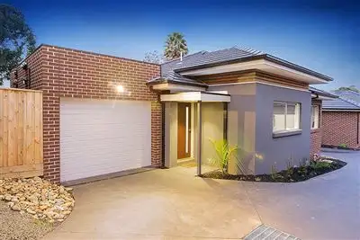 2/18 Hansen Road, Kilsyth VIC 3137