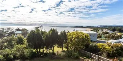 16 Top Road, Greens Beach TAS 7270