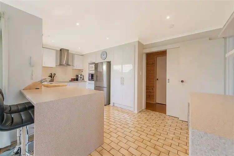 Sixth view of Homely house listing, 8 Fleming Court, Seaford VIC 3198