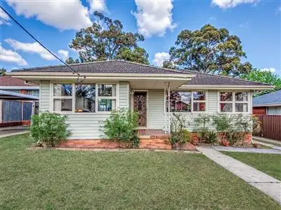 4 Nicholson Avenue, Leumeah NSW 2560