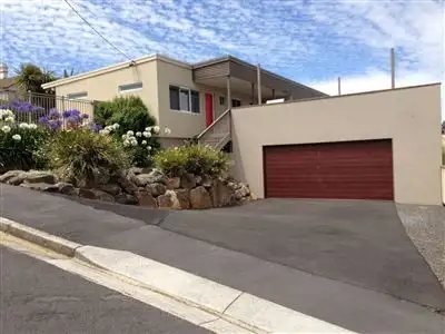 44 Bill Grove, Mowbray TAS 7248
