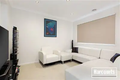 Seventh view of Homely house listing, 32 Perry Circuit, Cranbourne North VIC 3977