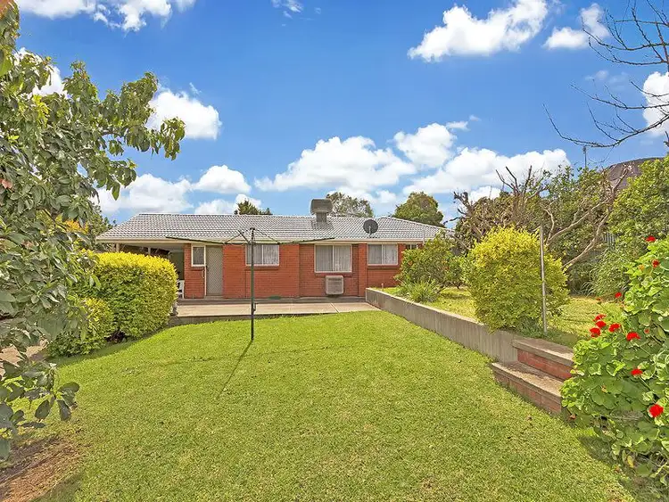 Second view of Homely house listing, 5 Shay Court, Huntfield Heights SA 5163