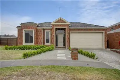 14 Carissa Mews, Bell Park VIC 3215