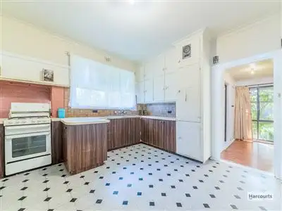 Sixth view of Homely house listing, 2 Ronalds Court, Drouin VIC 3818