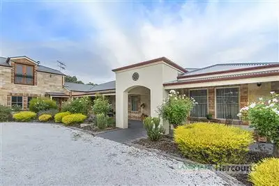 16 John Warren Crescent, Cockatoo Valley SA 5351