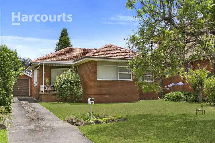 39 Turimetta Avenue, Leumeah NSW 2560