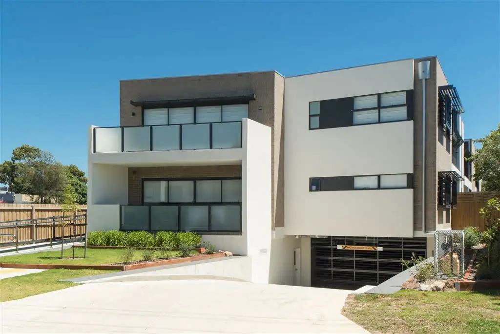 Main view of Homely apartment listing, 8/32 Spray Street, Mornington VIC 3931