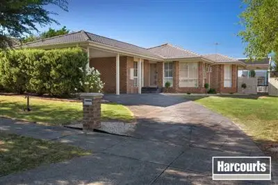 Main view of Homely house listing, 5 Hedgeley Drive, Berwick VIC 3806