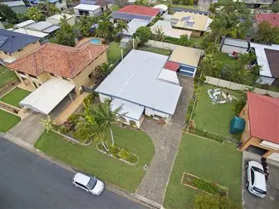 Second view of Homely house listing, 2 Makena Crescent, Birkdale QLD 4159