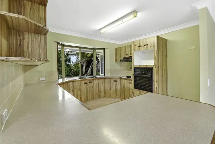 Seventh view of Homely house listing, 4 Lobb Court, Arundel QLD 4214