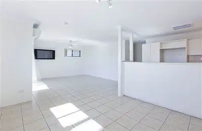 Fifth view of Homely unit listing, 3/44 Oceanic Drive, Mermaid Waters QLD 4218