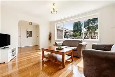 Second view of Homely house listing, 5 Hensley Road, Lalor VIC 3075