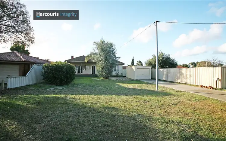 70 King Road, Beechboro WA 6063