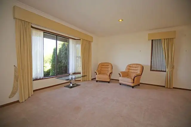 Seventh view of Homely house listing, 2 Noel Court, Leongatha VIC 3953