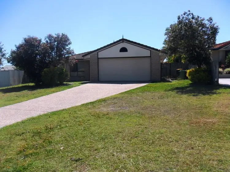 17 Smout Court, Sandstone Point QLD 4511