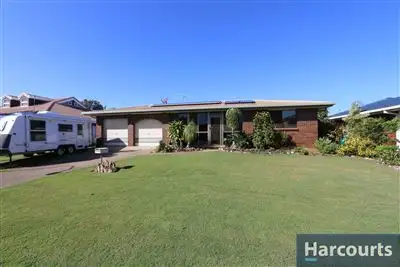 20 Dolphin Dr, Bongaree QLD 4507