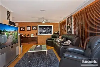 Fifth view of Homely house listing, 1 Malcolm Court, Pakenham VIC 3810